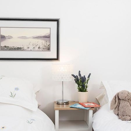 Finest Retreats - Lighthouse Cottage Rampside エクステリア 写真