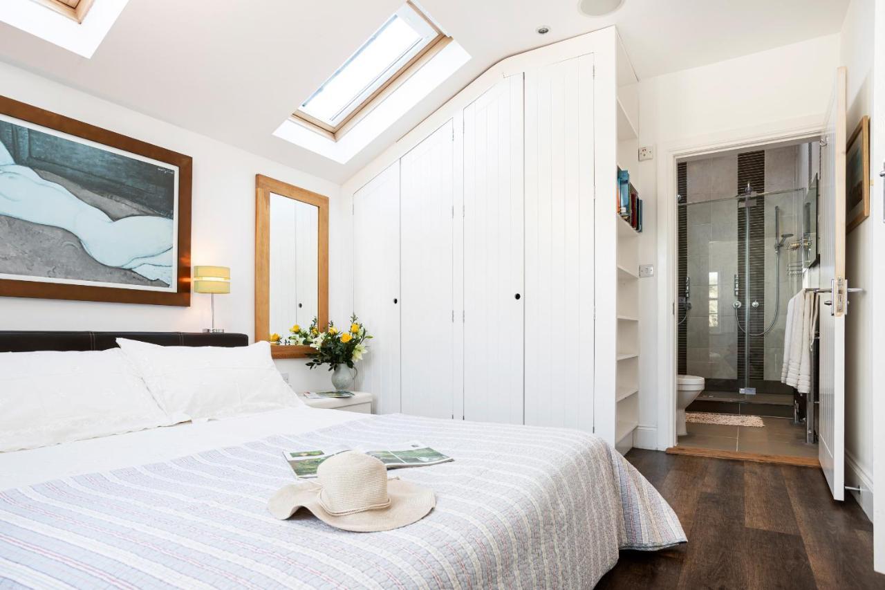Finest Retreats - Lighthouse Cottage Rampside エクステリア 写真