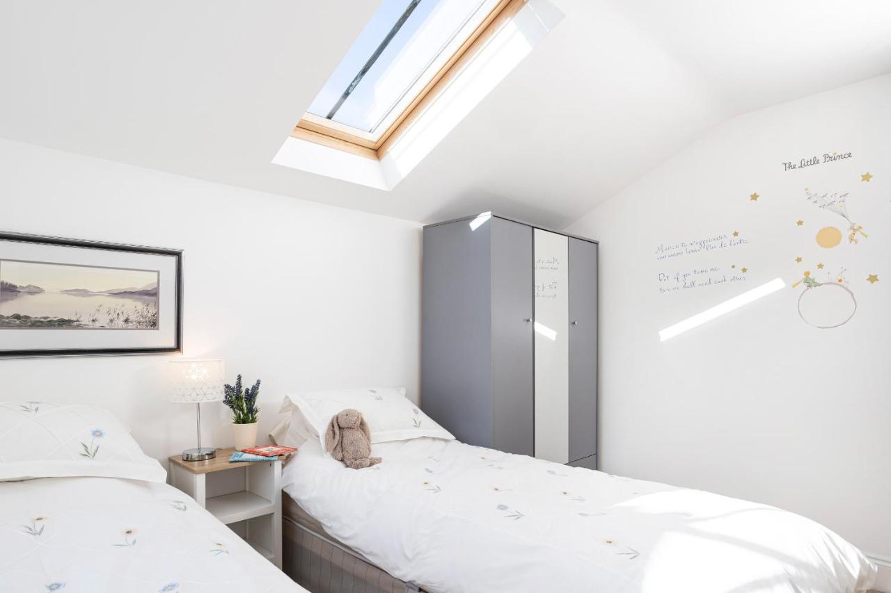 Finest Retreats - Lighthouse Cottage Rampside エクステリア 写真