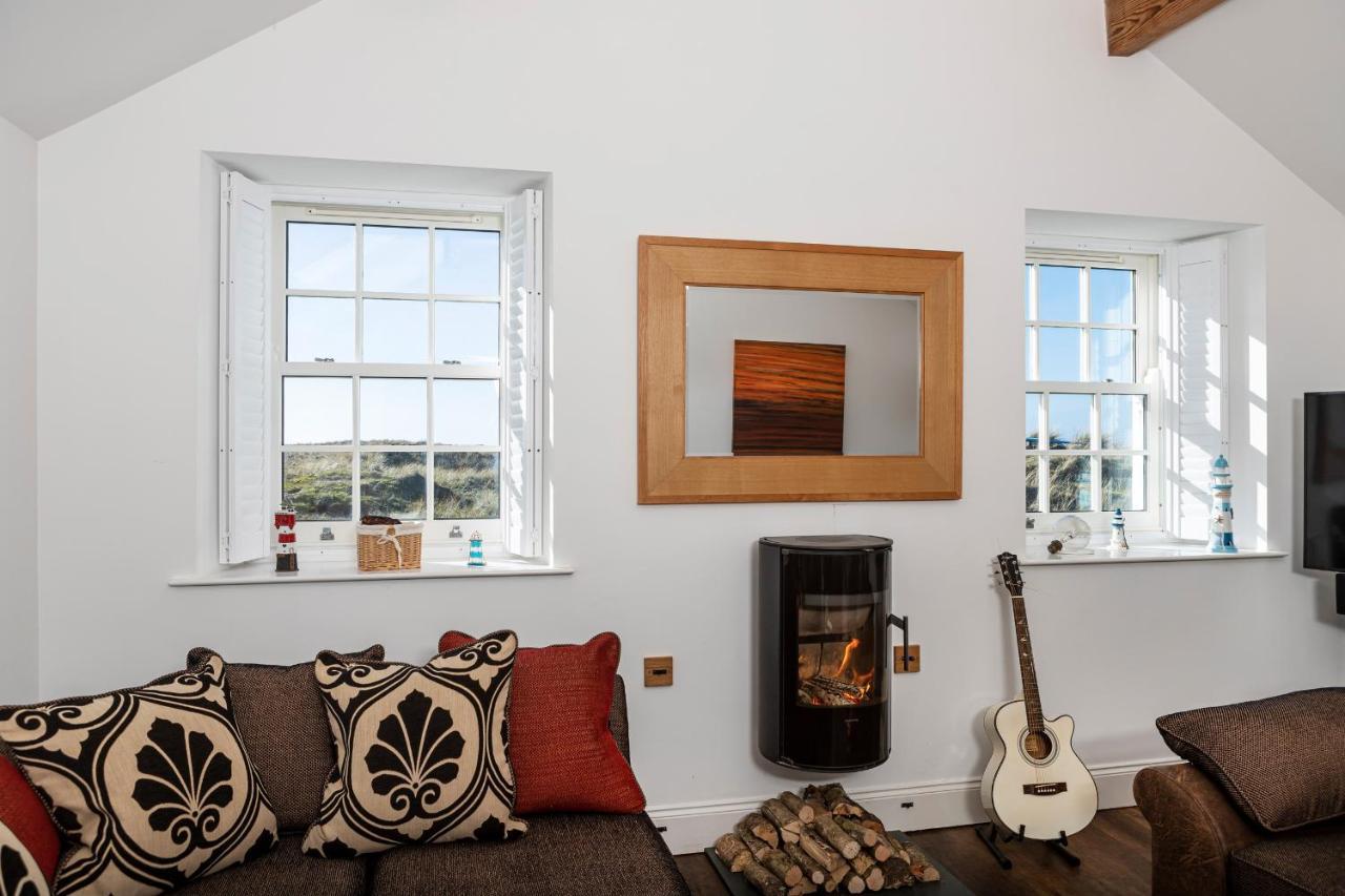 Finest Retreats - Lighthouse Cottage Rampside エクステリア 写真