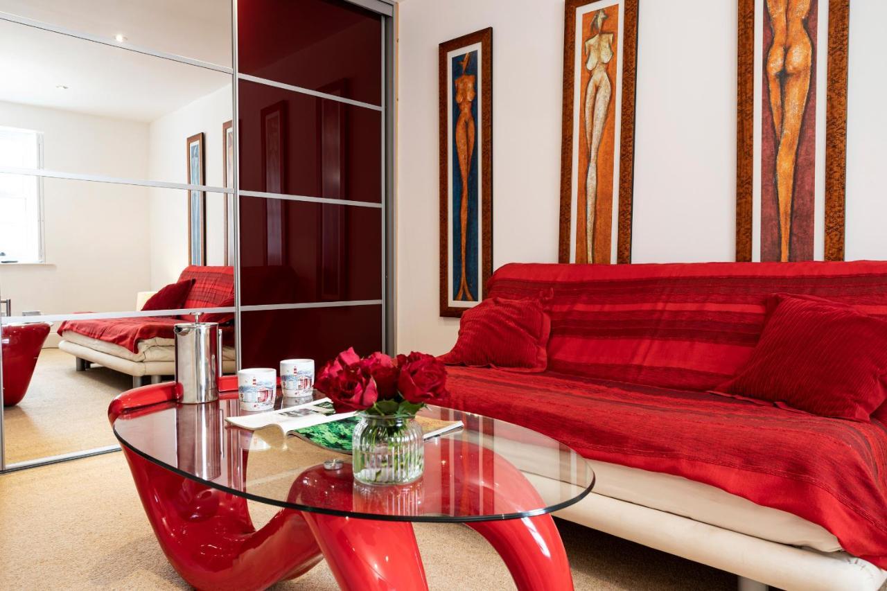 Finest Retreats - Lighthouse Cottage Rampside エクステリア 写真